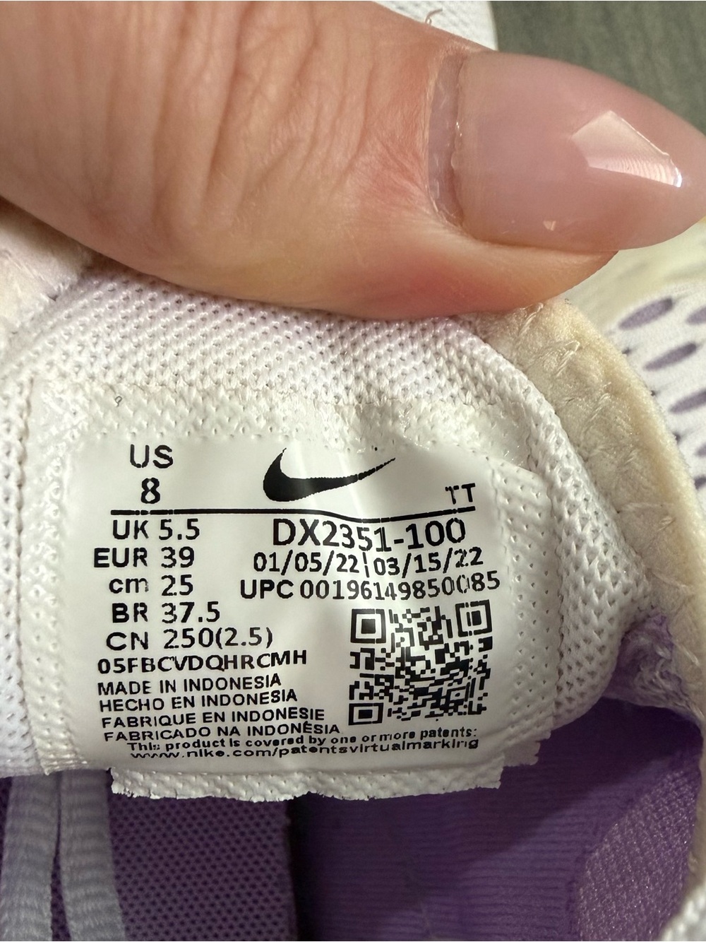 Nike Air Max 270 - Picture 9 of 10